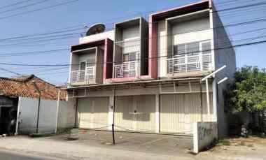 Ruko Disewakan Gandeng 3, Harga 180Juta/Tahun atau Dijual Harga 4.5M