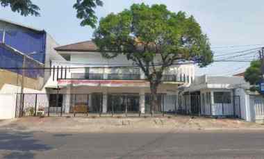 Disewakan Tempat Usaha Raya Jemursari Surabaya 20x40 LT 800 550jt/th