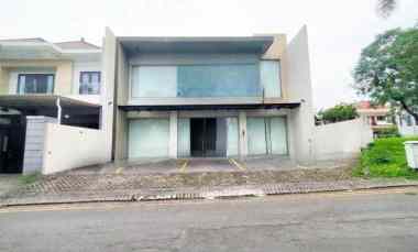 Tempat Usaha di Raya Palm Hill Citraland Los, Siap Huni, Lantai Granit