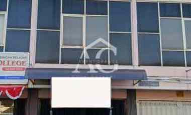 disewakan ruko strategis 3 lantai di kebalen malang