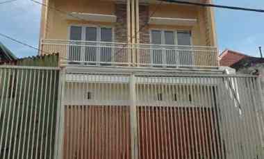 disewakan rumah 2 lantai lokasi di kalibok