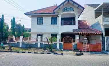 disewakan rumah babatan pratama