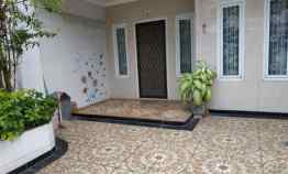 disewakan rumah bagus 2 lantai kelapa puan timur