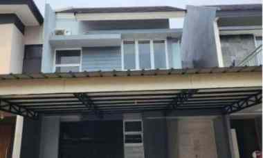 disewakan rumah bagus di cheryville grand bekasi