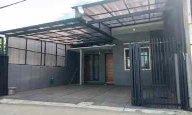 disewakan rumah bukit sariwangi