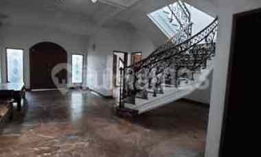 Disewakan Rumah Mewah Cocok untuk Sultan Lokasi di Cikutra