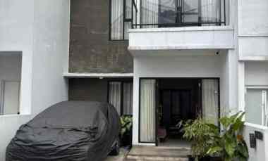 disewakan rumah cirendeu