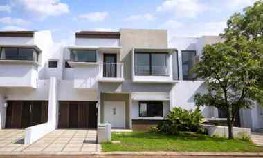 Rumah 2 lantai 9x16,5 148m 3KT Cluster Alamanda JGC Jakarta Garden City