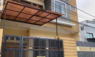 disewakan rumah cluster carina sayang