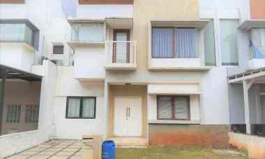 disewakan rumah cluster cassia jgc jakarta