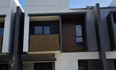 Rumah Disewakan di Cluster Regia Summarecon Crown Gading Bekasi