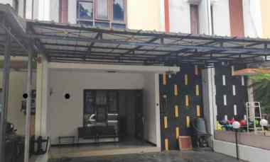 disewakan rumah cluster valeria metland