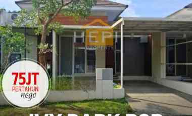 disewakan rumah di ivy park bsb semarang