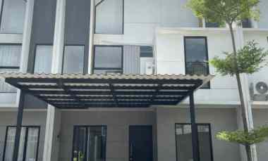 Siap Huni Rumah Eastern Park Bonus AC dekat ITS, Pakuwon City Mall