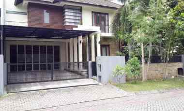 Rumah Jalan Kembar Graha Famili Blok Favorit, Surabaya Barat