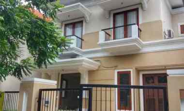 For Rent Rumah Graha Famili Blok N dekat Roca Club House