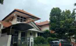 Rumah 2 Lantai di Graha Famili dekat Pakuwon Mall Row Jalan Lebar