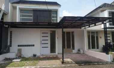 disewakan rumah gunung anyar