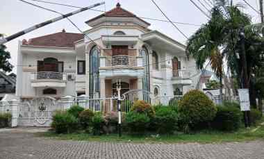 disewakan rumah jalan kecilung