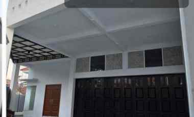Disewakan Rumah Simpang Darmo Permai Selatan Full Furnished dekat PTC