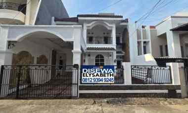 Disewakan Rumah 2 LT, Siap Huni, Bebas Banjir Strategis, Kelapa Gading