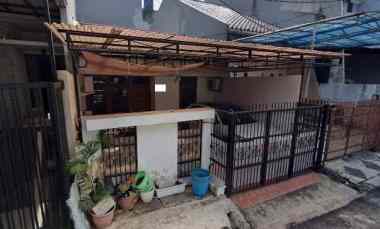 disewakan rumah kelapa kopyor kelapa gading