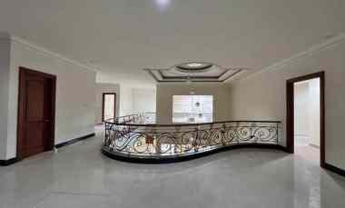 disewakan rumah komersial teuku umar dekat raya darmo