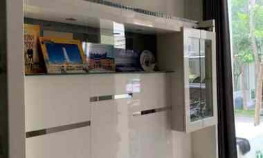 Disewakan Rumah Modern Minimalis di The Greenlake