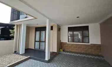 Disewakan Rumah Idaman Nusaloka BSD - Baru Renovasi, Kondisi Istimewa