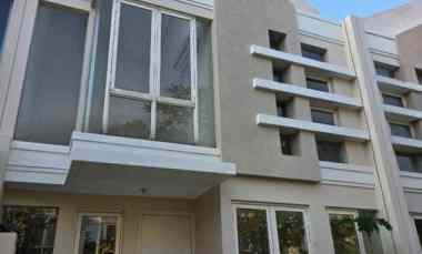 disewakan rumah pakuwon city zimbali costa