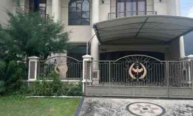 disewakan rumah pakuwon indah surabaya barat