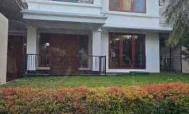 disewakan rumah pakuwon indah vil regensi