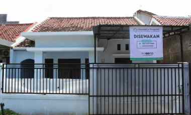 disewakan rumah perumahan brawijaya kel