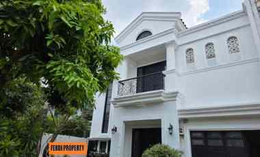 disewakan rumah perumahan raffles hills