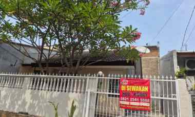 disewakan rumah pondok pekayon indah