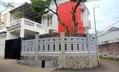 disewakan rumah pondok pucung