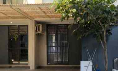 Rumah 2 Lt Semi Furnish Royal Residence 13 menit Pakuwon Mall Toll