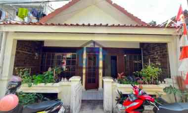 disewakan rumah sarijadi