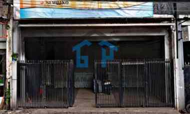 Ruko Mainroad Sarijadi Cocok untuk Usaha/Invest 3 Lantai