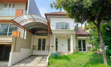 disewakan rumah south emerald mansion