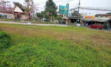Disewakan Tempat Usaha 100 M di Cikarang, Cocok F B Container