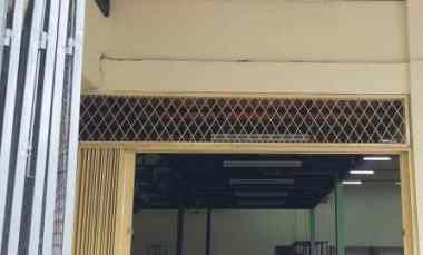 disewakan tempat usaha di pinggir jalan