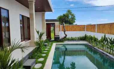 BL 111 Disewakan Villa Cantik dekat Pantai di Batubolong Canggu Bali