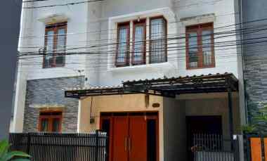 djual rumah jagakarsa bagus siap huni