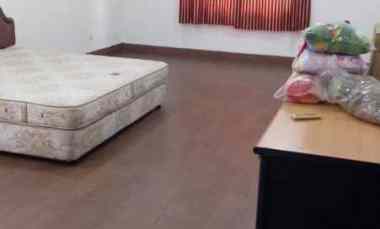 ex central kitchen carl s junior