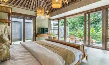 For Sale A Prime Land, Villa Complex, Coffee Shop