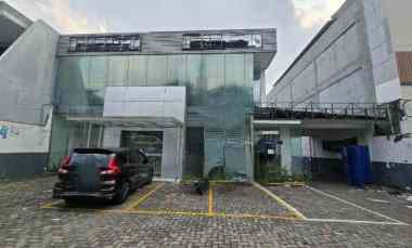 gedung kantor 0 jl raya hr muhammad strategis