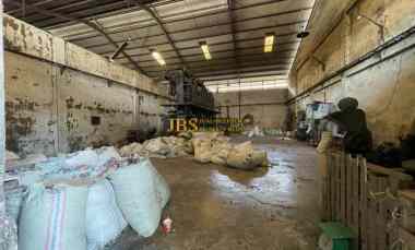 Gudang 1 Tingkat Dijual di Jalan Irian Barat - Sampali