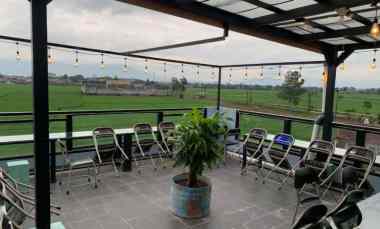 jual butuh cafe 3 lantai