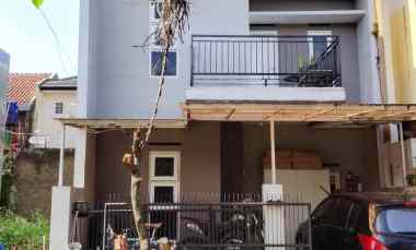 jual cepat rumah dua lantai di permata indah arcamanik